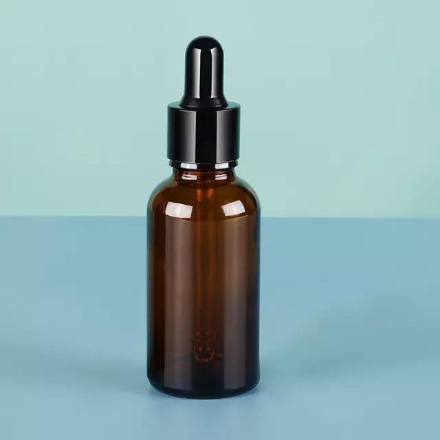 अनुकूलित लक्जरी मेकअप सीरम स्किनकेयर का उपयोग एम्बर ब्राउन खाली आवश्यक तेल ड्रॉपर बोतलें पाइपेट के साथ