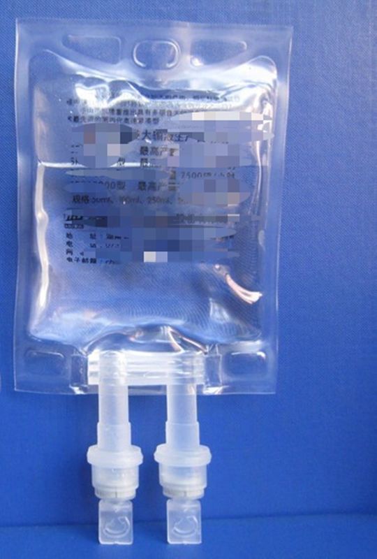 प्रयोगशाला पशु चिकित्सा अस्पताल 100ml 250ml एकल बंदरगाह गैर पीवीसी चिकित्सा इन्फ्यूजन बैग IV तरल समाधान बैग